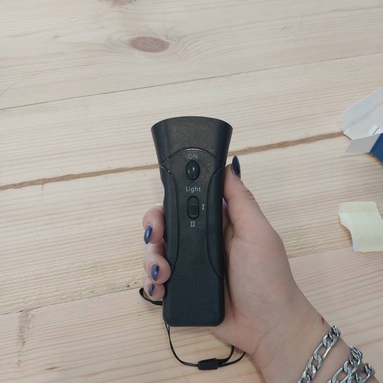 دستگاه دور کننده و آموزش‌دهنده التراسونیک سگ مدل ZF-853 | برد 10 متر
