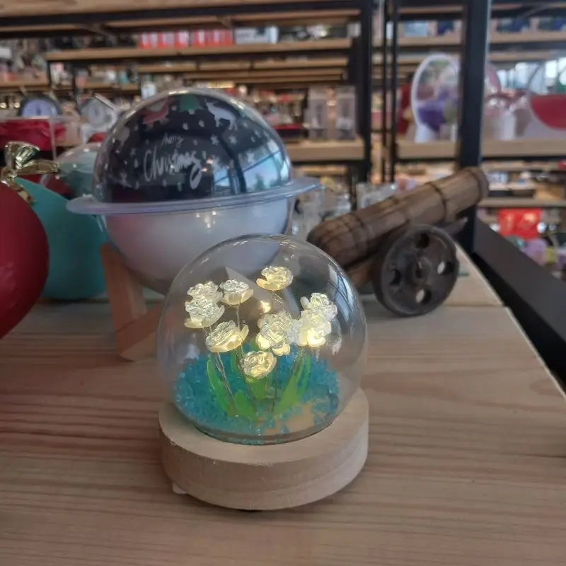 چراغ خواب دشت گل LED رمانتیک با پایه چوبی