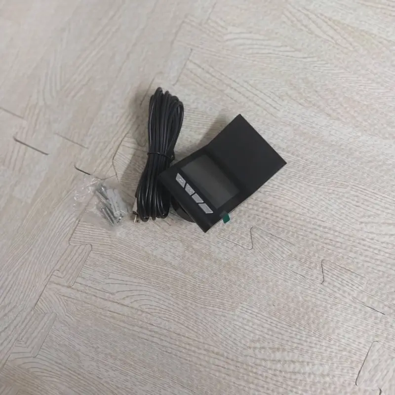 دوربین ثبت وقایع خودرو مدل Y72C