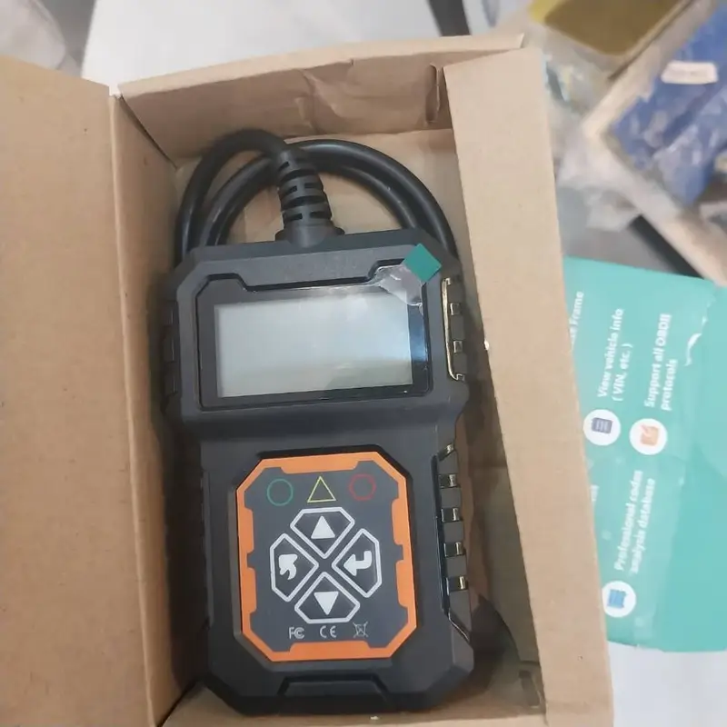 دستگاه عیب‌یاب خودرو QUICKLYNKS T31 | اسکنر کدهای خودرو OBDII و CAN با قابلیت خواندن و پاک کردن خطا