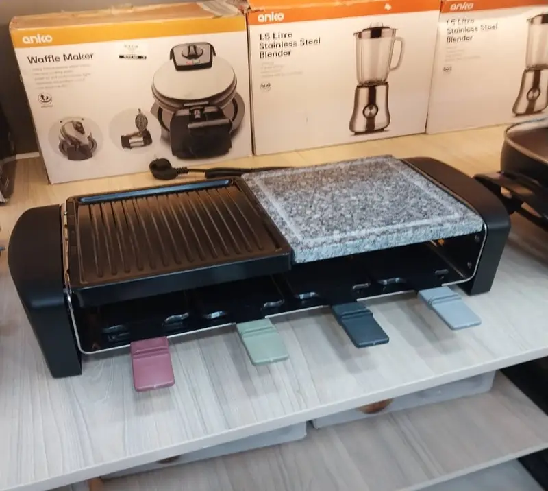 گریل راکلت 8 نفره با سنگ طبیعی پخت و پز و صفحه نچسب برند سورین مدل RG 9640– توان 1400 وات