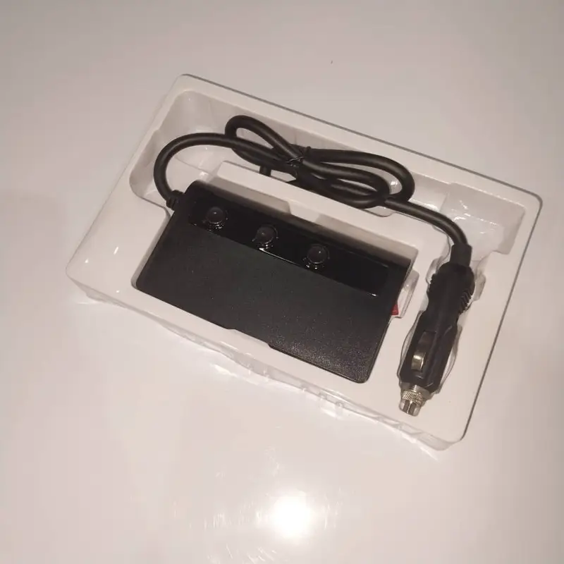 شارژر فندکی خودرو 180 وات YONGYAO مدل QC 3.0 با 3 سوکت فندکی، 2 پورت USB سریع و پورت Type-C PD 18W – مناسب برای موبایل، دوربین، GPS و داش‌کم