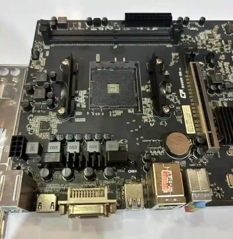 مادربرد گیمینگ Colorful BATTLE-AX B450M-HD V14 با چیپست AMD B450