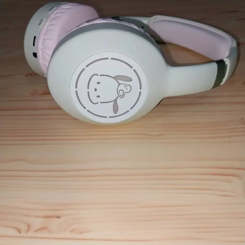 هدست بلوتوث پوچاکو Sanrio – طراحی دوست‌داشتنی و کیفیت صدای عالی