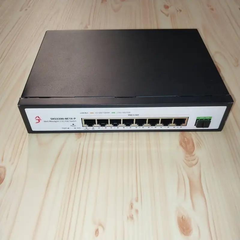 سوئیچ شبکه 2.5 گیگابیتی PoE+ مدیریتی 9 پورت XikeStor | 8×2.5G PoE + 1×10G SFP