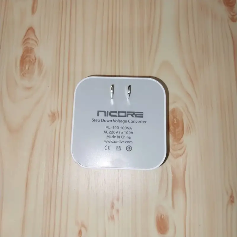 مبدل ولتاژ 110 به 220 ولت UMI توان 100 وات | ترانس افزاینده برق ضدآب