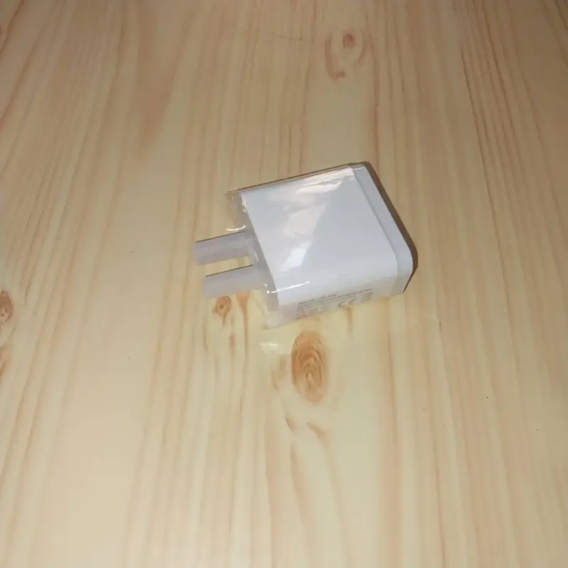 کابل شارژ TULAS LITTLE ICE CUBE و کابل داده TYNEC – سازگار با آیفون 16 و آیفون 16 پرو مکس240V