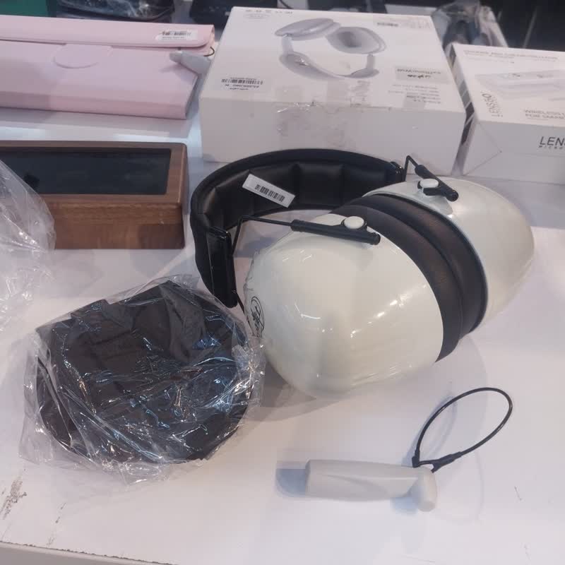 هدفون گوش بند ضد صدا