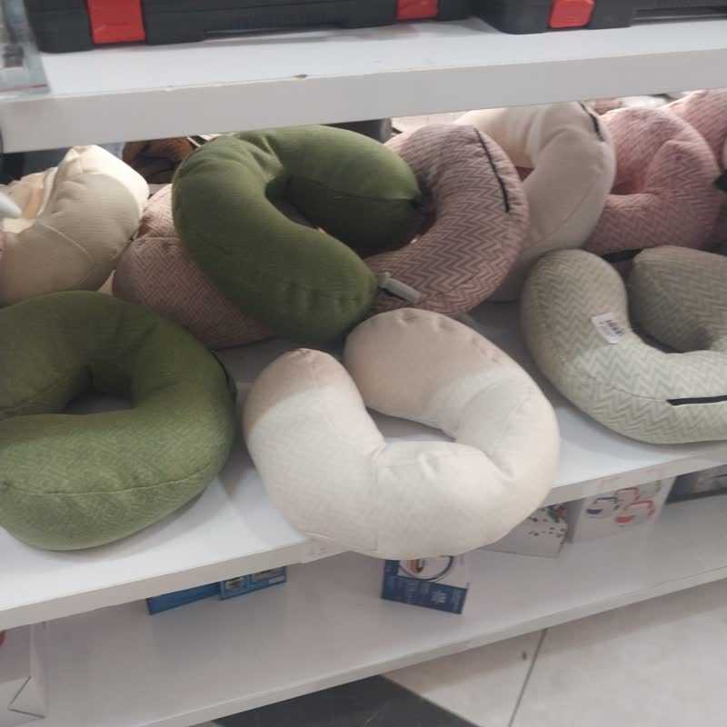 بالش گردنی طبی فرانسوی: راحتی بی‌نظیر در سفر و خانه