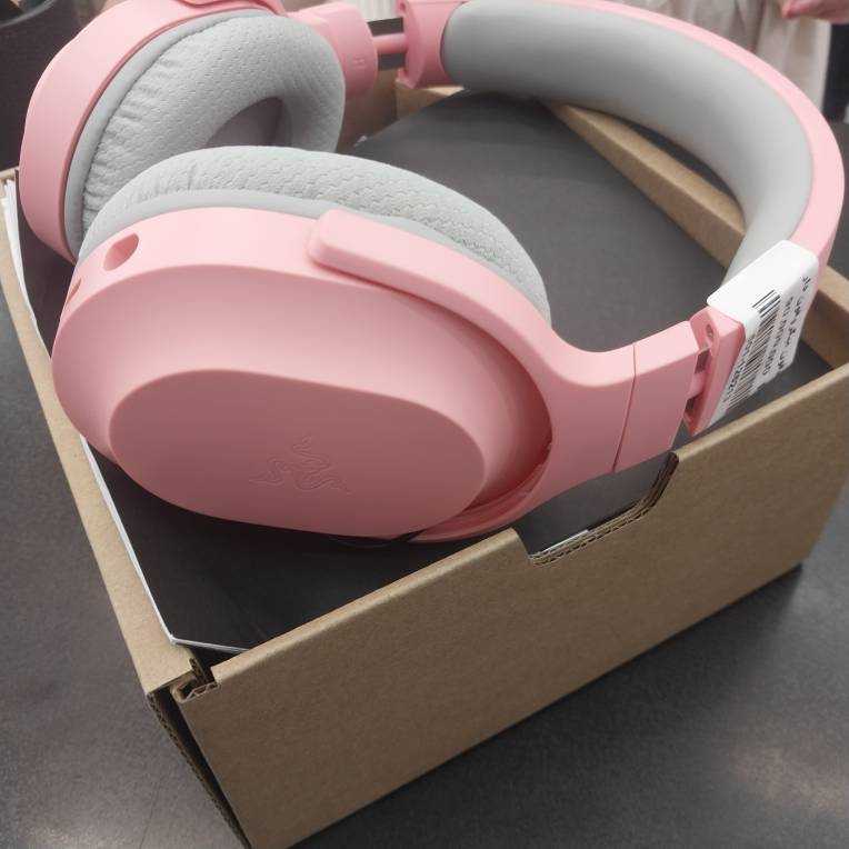 هدفون گیمینگ Razer Barracuda X اورجینال